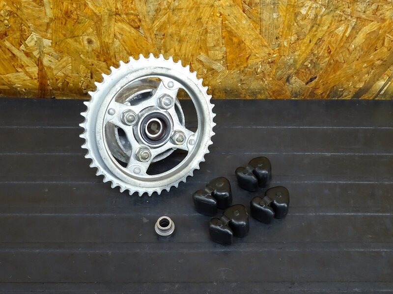 【250727】ドリーム50(AC15-1007)◇ ハブ スプロケット スプロケ 43T 【DREAM50 | 中古バイクパーツ通販・買取　ジャンクヤード鳥取　JunkYard