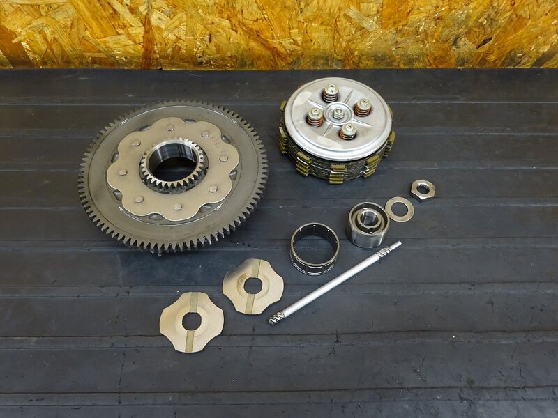 【250730】ジール(3YX-002)◇ クラッチ クラッチハウジング ※エンジンパーツ ZeaL 【検索:FZR250 | 中古バイクパーツ通販・買取　ジャンクヤード鳥取　JunkYard