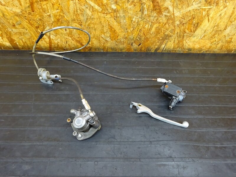 【250734】KDX125SR(DX125A-001)◇ フロントブレーキセット ブレーキキャリパー ブレーキマスター Φ11 社外ホース ※検索:200 220 250 | 中古バイクパーツ通販・買取　ジャンクヤード鳥取　JunkYard