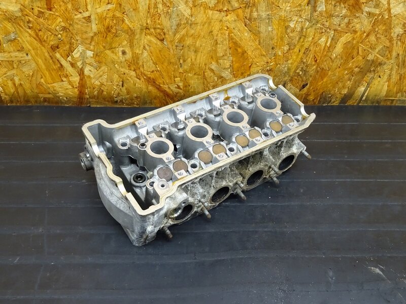 【250804】ZXR250(ZX250C-015)◇ シリンダーヘッド ※エンジンパーツ【検:バリオス ZX250 | 中古バイクパーツ通販・買取　ジャンクヤード鳥取　JunkYard