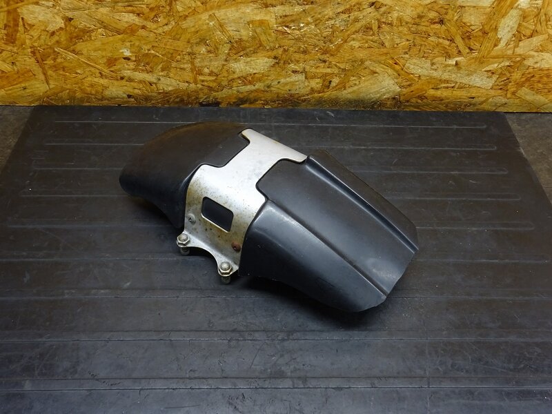 【250907】TW200(DG07J-020)◆ フロントフェンダー ショートフェンダー 純正 カット加工有 【検索:2JL TW225 DG09 | 中古バイクパーツ通販・買取　ジャンクヤード鳥取　JunkYard