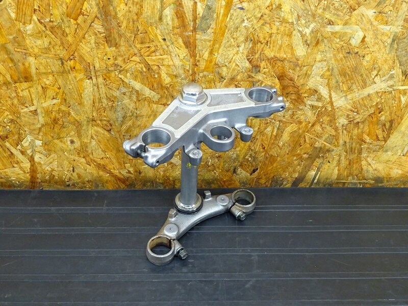 【250915】GB400TT(NC20-1011)◇ ステムセット アンダーブラケット トップブリッジ 【検索:GB500TT | 中古バイクパーツ通販・買取　ジャンクヤード鳥取　JunkYard