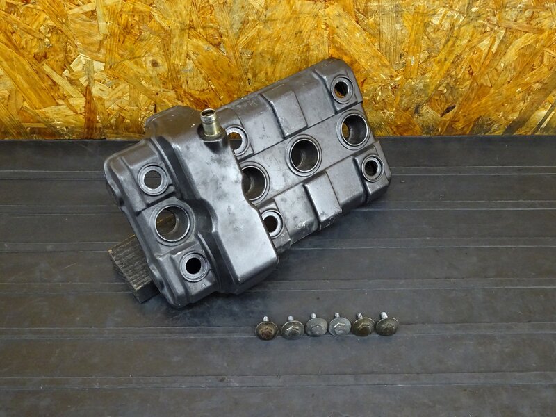 【251111】CBR250RR(MC22-1006)◇ シリンダーヘッドカバー ボルト ※エンジンパーツ【規制前 MC14E | 中古バイクパーツ通販・買取　ジャンクヤード鳥取　JunkYard