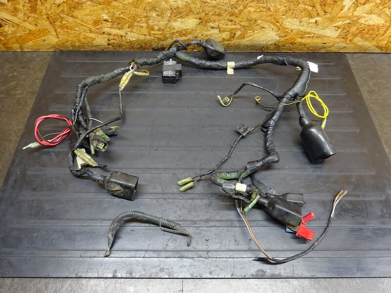 【251114】KDX125SR(DX125A-016)◆ メインハーネス スターターリレー 【検索：200 220 250 | 中古バイクパーツ通販・買取　ジャンクヤード鳥取　JunkYard