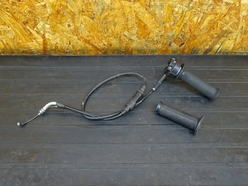 【251113】NS-1(AC12-1201)◇ スロットル スロットルホルダー スロットルパイプ アクセルワイヤー | 中古バイクパーツ通販・買取　ジャンクヤード鳥取　JunkYard