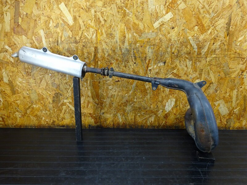 【251118】KDX200SR(DX200G-004)◆ チャンバー マフラーエキパイ サイレンサー KHI K 220/221 削れ/凹み有 【検索:125 220 250 | 中古バイクパーツ通販・買取　ジャンクヤード鳥取　JunkYard