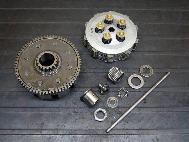 【251202】 CRM250R(MD24-1402)◆ クラッチ クラッチハウジング インナー/アウターハウジング ※エンジンパーツ【検索：CRM250AR MD32 | 中古バイクパーツ通販・買取　ジャンクヤード鳥取　JunkYard