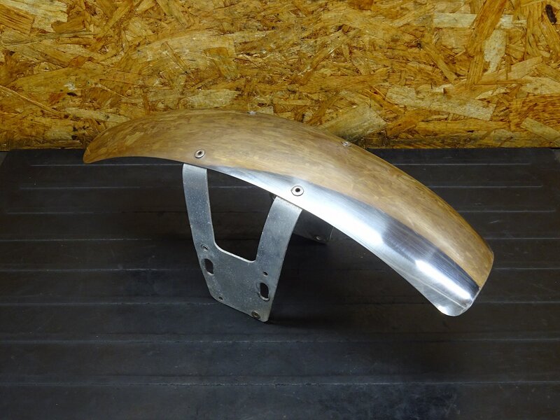 【260302】SR400(1JR-302)◆ 社外フロントフェンダー ショートフェンダー ペイトンプレイス?? 削れ/歪み有 【検:SR500 1JN 2J2 2H6 | 中古バイクパーツ通販・買取　ジャンクヤード鳥取　JunkYard