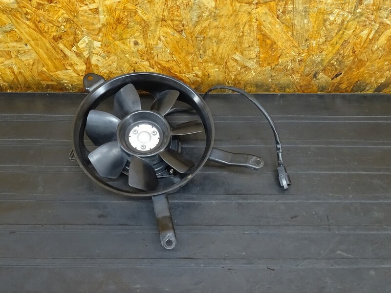 【260305】ZRX1100(ZRT10C-016)◇ ラジエーターファン ラジエターファン 【検:ZRX1200 | 中古バイクパーツ通販・買取　ジャンクヤード鳥取　JunkYard