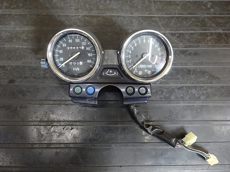 【190520.K】ZRX400(ZR400E-051)● スピードメーター タコメーター インジケーター (2005年 イモビ付き | 中古バイクパーツ通販・買取　ジャンクヤード鳥取　JunkYard