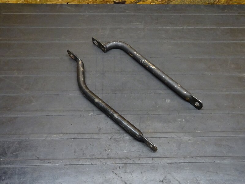 【250501】SR400(1JR-283)■ グラブバー タンデムバー/グリップ アシストグリップ左右 色塗り有 ※検索：SR500 1JN 2J2 2H6 | 中古バイクパーツ通販・買取　ジャンクヤード鳥取　JunkYard