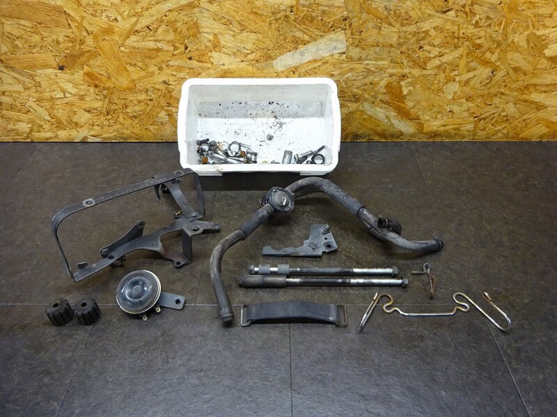 【250508】マグナ250(MC29-1700)◆ ボルトセット エアクリカバーステー ブローバイ ホーン 【V-TWIN Vツイン | 中古バイクパーツ通販・買取　ジャンクヤード鳥取　JunkYard