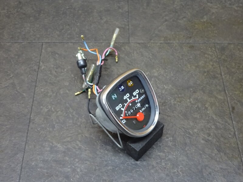 【250517】スーパーカブ50(AA01-1542)◆ スピードメーター インジケーターランプ 99670km | 中古バイクパーツ通販・買取　ジャンクヤード鳥取　JunkYard