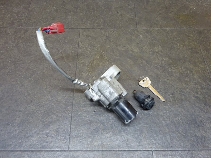 【250526】ドラッグスター400(VH01J-009)◆ キーセット メインキー イグニッションキー | 中古バイクパーツ通販・買取　ジャンクヤード鳥取　JunkYard