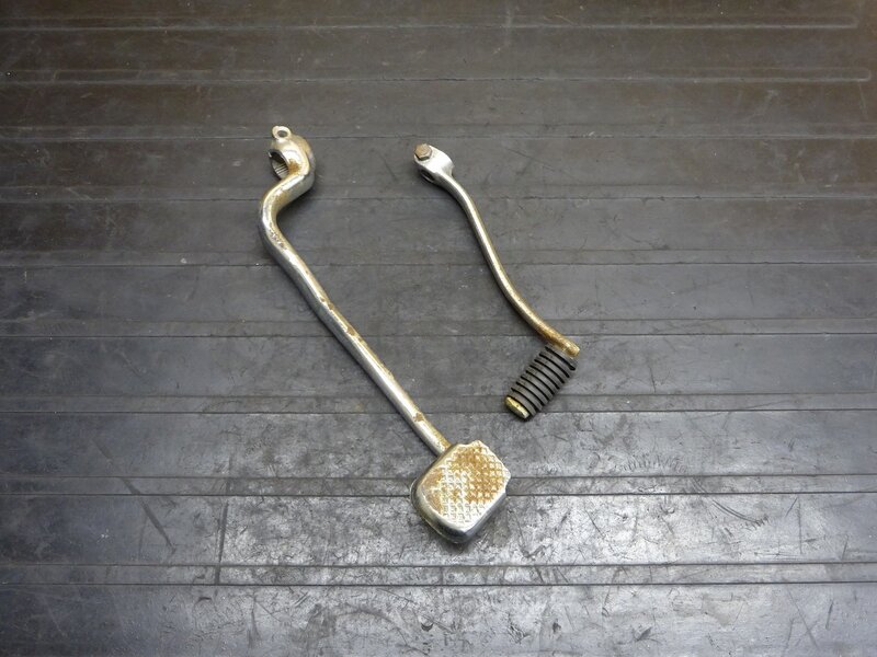 【250803】XS650SP(3G5-000)◆ ペダルセット ブレーキペダル チェンジ/シフトペダル 削れ有 【SPL スペシャル | 中古バイクパーツ通販・買取　ジャンクヤード鳥取　JunkYard