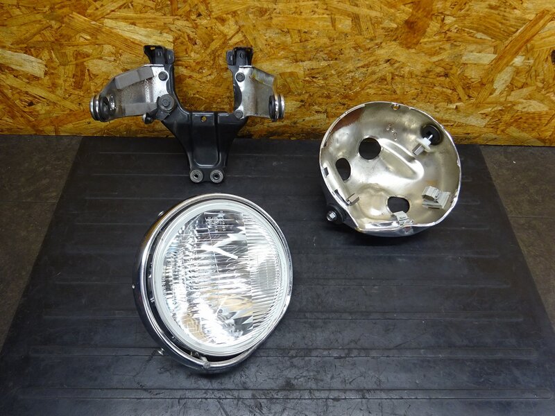 【250902】SR400(RH16J-011)◆ ヘッドライトset ヘッドライトレンズ/ケース/ステー ウインカーステー ジャンク！ 【ファイナルエディション | 中古バイクパーツ通販・買取　ジャンクヤード鳥取　JunkYard