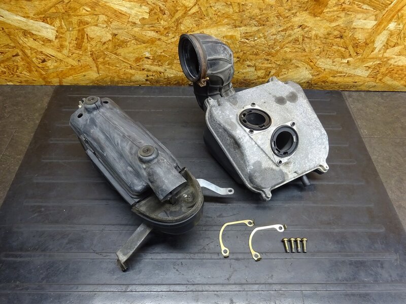 【251042】マグナ250(MC29-1009)◆ エアクリーナーボックスセット エアクリボックス 削れ有 【V-TWIN | 中古バイクパーツ通販・買取 ジャンクヤード鳥取 JunkYard
