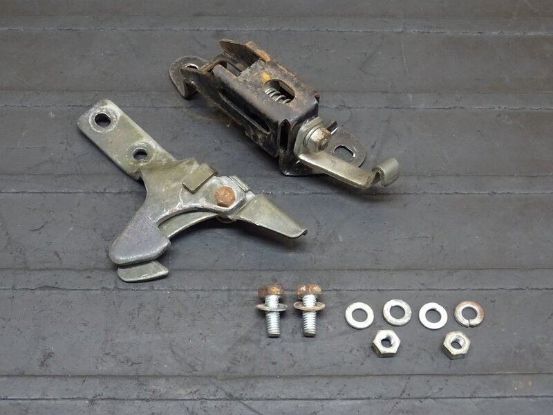 【251044】CB350(CB350-1069)◆ シートロック シートロックレバー 【検索:CB250 エクスポート セニア | 中古バイクパーツ通販・買取 ジャンクヤード鳥取 JunkYard