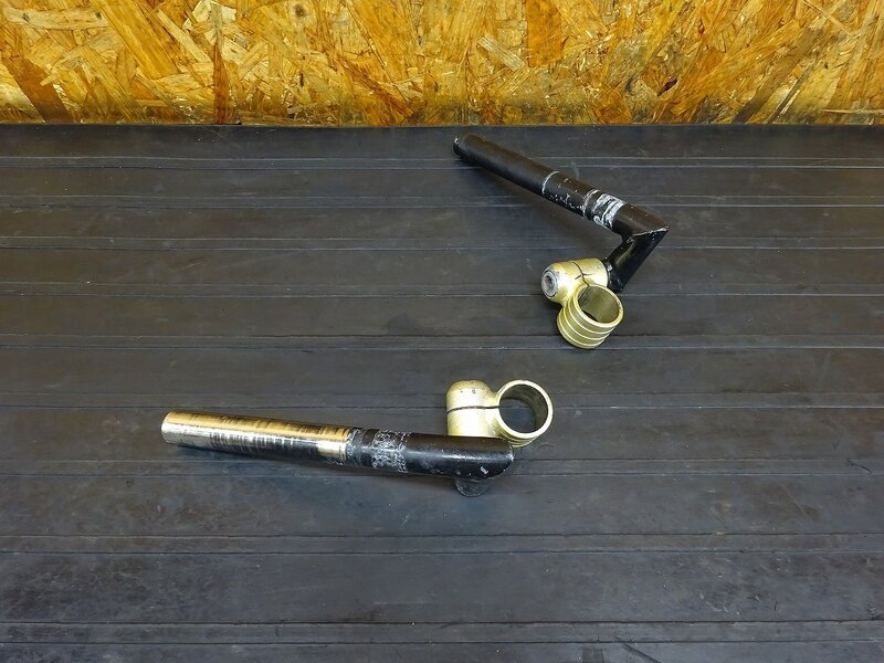 【251113】NS-1(AC12-1201)◇ 社外セパレートハンドル セパハン Φ31mm 曲がり有 ハリケーン?? ※検:エイプ MBX125F CB125T | 中古バイクパーツ通販・買取　ジャンクヤード鳥取　JunkYard