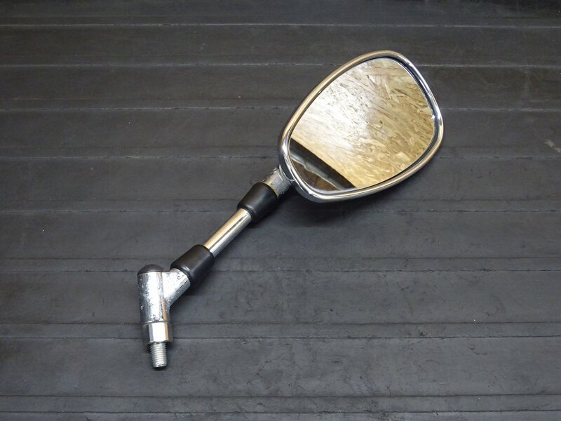 【251210】スカイウェイブ250S(CJ46A-104)◆ ミラー右側 TOYO 001416 正ネジ 10mm | 中古バイクパーツ通販・買取　ジャンクヤード鳥取　JunkYard