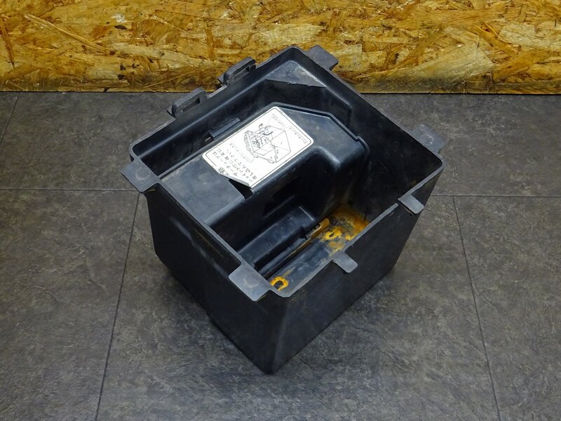 【251215】モトラ(AD05-1002)◆ バッテリーボックス 【CT50J | 中古バイクパーツ通販・買取　ジャンクヤード鳥取　JunkYard