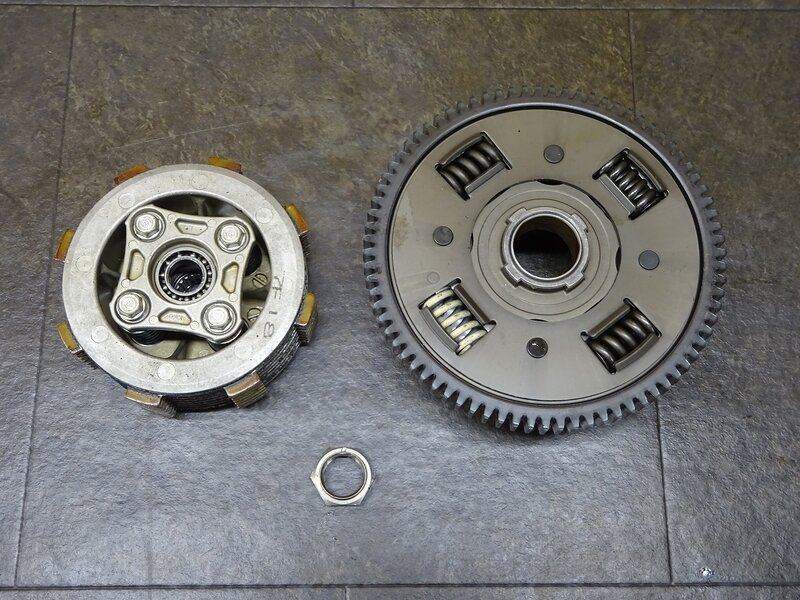 【250508】マグナ250(MC29-1700)◆ クラッチ インナー/アウターハウジング 削れ有 ※エンジンパーツ MC15E 【V-TWIN Vツイン | 中古バイクパーツ通販・買取　ジャンクヤード鳥取　JunkYard