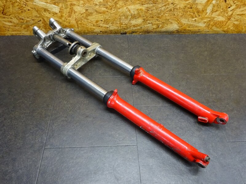 【250523】TY250R (38V-005)■ ステムセット アンダーブラケット トップブリッジ フロントフォーク 腐食有 錆有 ※検：スコティッシュ 53Y | 中古バイクパーツ通販・買取　ジャンクヤード鳥取　JunkYard