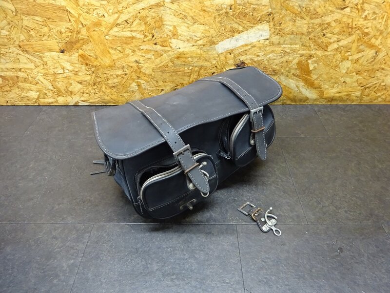 【250522】マグナ250S(MC29-1100)◆ サイドバッグ サイドバッック DEGNER デグナー 劣化有 ジャンク | 中古バイクパーツ通販・買取　ジャンクヤード鳥取　JunkYard