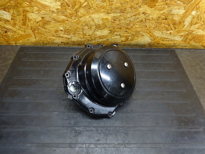 【250820】W701型エンジンパーツ◆ クラッチカバー エンジンカバー右 【検索：GSX1300R GW71A GX72A ハヤブサ | 中古バイクパーツ通販・買取　ジャンクヤード鳥取　JunkYard