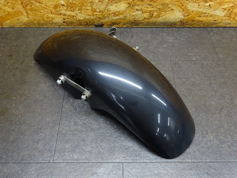 【251033】マグナ250(MC29-1500)◆ フロントフェンダー フロントフェンダーステー 割れ有 【V-TWIN | 中古バイクパーツ通販・買取　ジャンクヤード鳥取　JunkYard