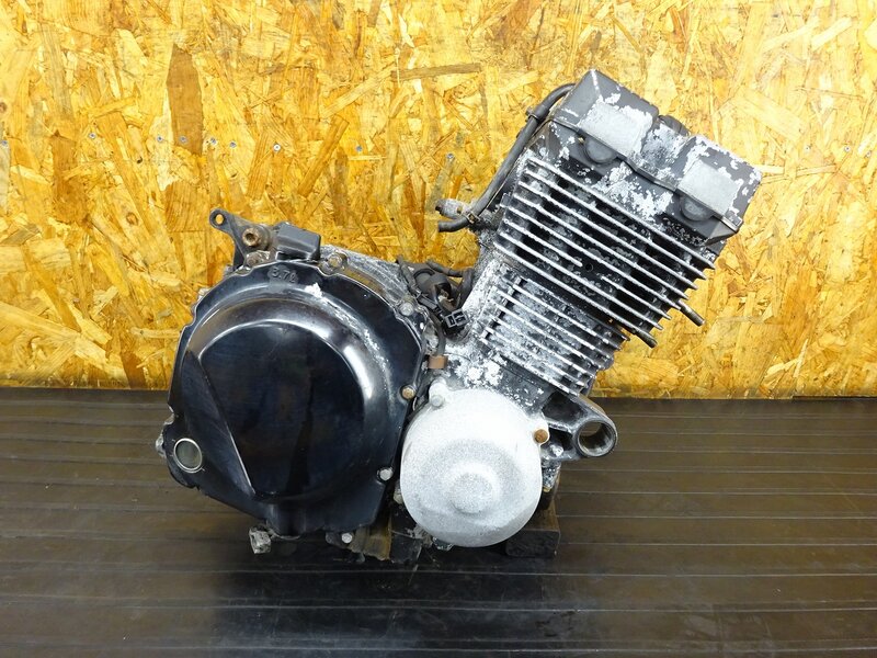 【251120】ZRX400(ZR400E-006)◇ 中古エンジン 始動確認後取り外し!! ジェネレーター セルモーター 【前期 ZRX-2 ZRX-Ⅱ | 中古バイクパーツ通販・買取　ジャンクヤード鳥取　JunkYard