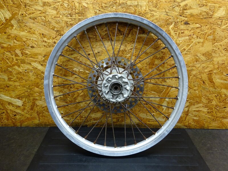 【251118】KDX200SR(DX200G-004)◆ フロントホイール 21×1.60 タカサゴリム フレ有 【検索:125 220 250 | 中古バイクパーツ通販・買取　ジャンクヤード鳥取　JunkYard