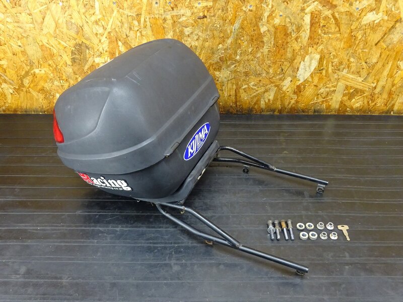 【251206】VTR250(MC33-1602)◆ 社外リアキャリア キジマ トップケース リアボックス GIVI ジビ 削れ有 【Fi | 中古バイクパーツ通販・買取　ジャンクヤード鳥取　JunkYard