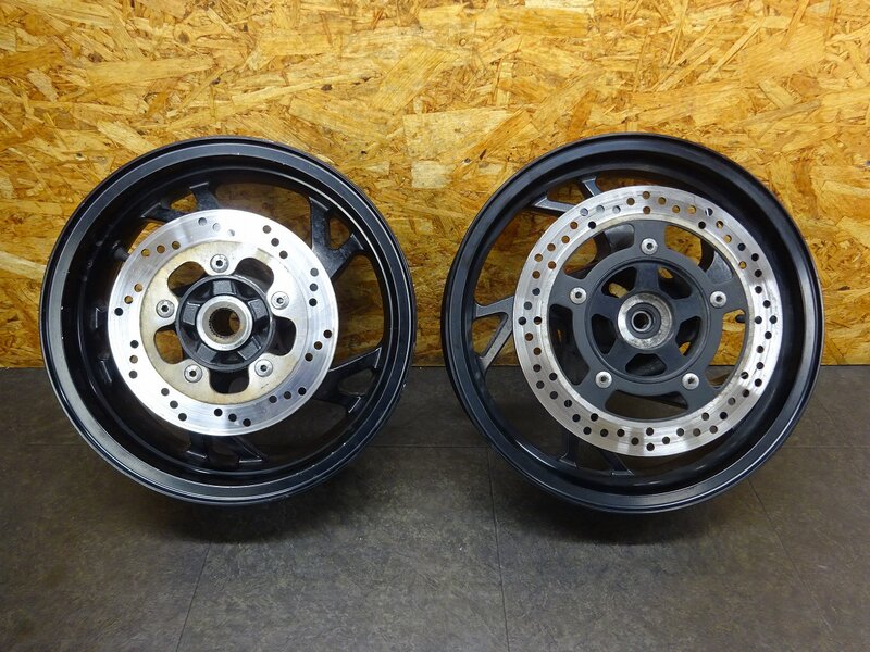 【251210】スカイウェイブ250S(CJ46A-104)◆ ホイール前後セット フロントホイール 14×3.00 リアホイール 13×4.00 | 中古バイクパーツ通販・買取　ジャンクヤード鳥取　JunkYard