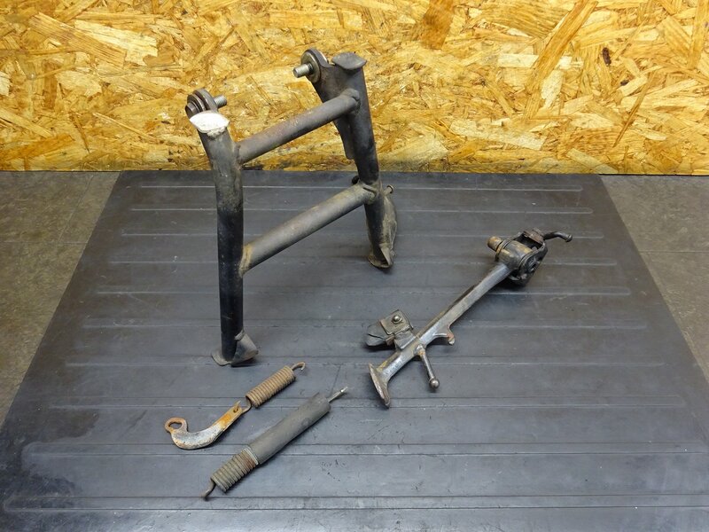 【251213】ブロス400(NC25-1100)◆ スタンドセット センタースタンド サイドスタンド スプリング 【BROS ブロス650 | 中古バイクパーツ通販・買取　ジャンクヤード鳥取　JunkYard