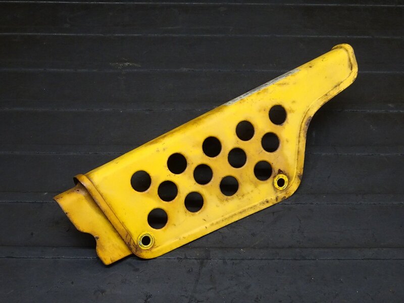 【251215】モトラ(AD05-1002)◆ チェーンカバー チェーンガード 錆/割れ有 【CT50J | 中古バイクパーツ通販・買取　ジャンクヤード鳥取　JunkYard