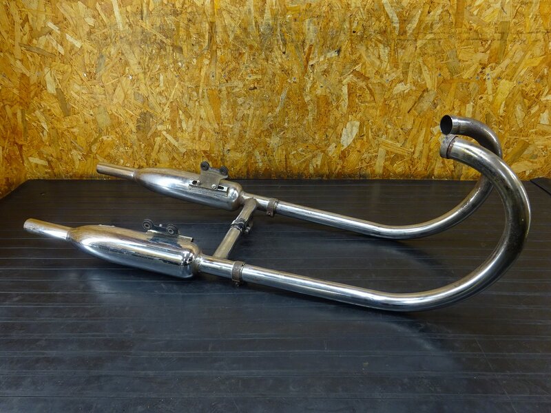 【251227】W650(EJ650A-004)◆ 社外マフラー エキパイ サイレンサー デイトナ トライアンフマフラー キャプトン 【検索:W400 EJ400A | 中古バイクパーツ通販・買取　ジャンクヤード鳥取　JunkYard