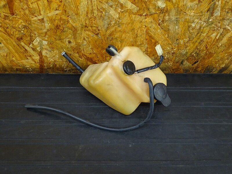 【251229】GT80(3M8-000)◇ オイルタンク 2ストオイルタンク 2ST オイルセンサー 【検:GT50 374 ミニトレ モノサス | 中古バイクパーツ通販・買取　ジャンクヤード鳥取　JunkYard