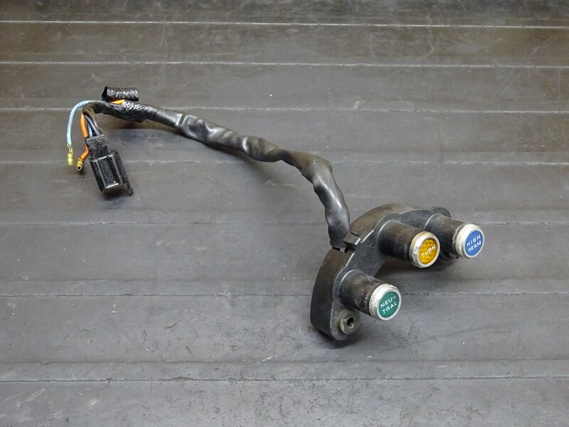 【260213】マグナ250(MC29-1012)◆ インジケーターランプ 【V-TWIN | 中古バイクパーツ通販・買取　ジャンクヤード鳥取　JunkYard