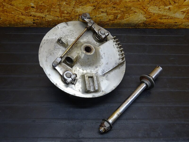 【260302】SR400(1JR-302)◆ フロントドラムパネルセット ドラムブレーキ フロントアクスルシャフト 【検:SR500 1JN 2J2 2H6 | 中古バイクパーツ通販・買取　ジャンクヤード鳥取　JunkYard