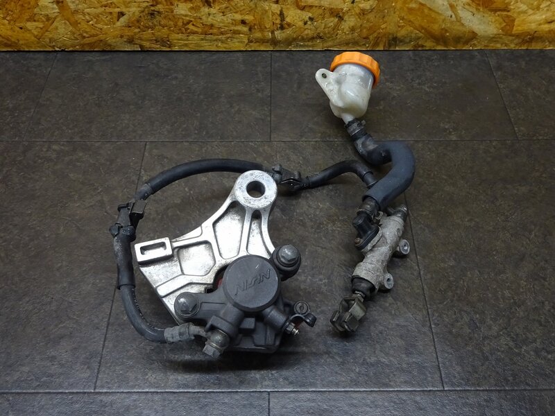 【250505】CBR250RR(MC22-1009)◆ リアブレーキセット リアブレーキキャリパー マスターシリンダー 劣化有 【規制前 | 中古バイクパーツ通販・買取　ジャンクヤード鳥取　JunkYard