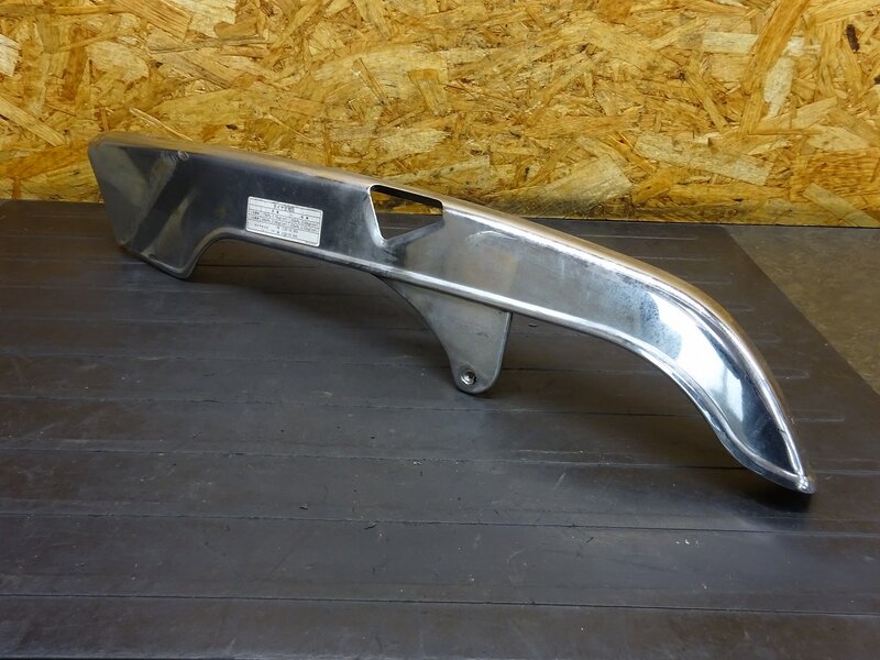 【250511】SR400 (1JR-335)■ チェーンカバー チェーンガード 傷有 ※検索：SR500 1JN 2J2 2H6 | 中古バイクパーツ通販・買取　ジャンクヤード鳥取　JunkYard