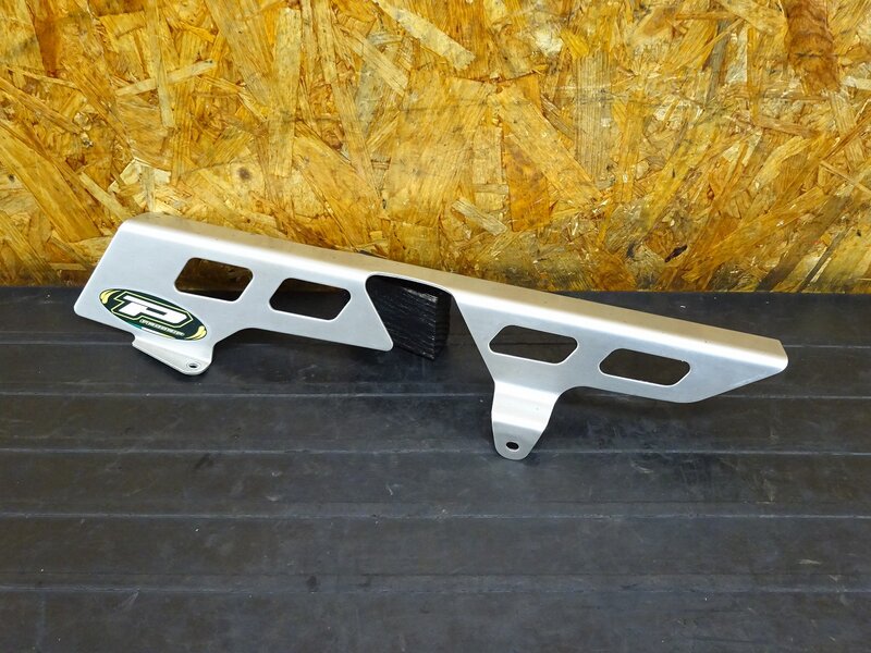 【250707】XJR400R(RH02J-005)◇ チェーンカバー チェーンガード 【イモビ付 4HM | 中古バイクパーツ通販・買取　ジャンクヤード鳥取　JunkYard