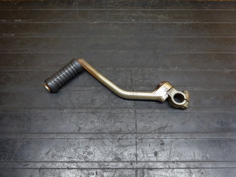 【250813】SR500(1JN-224)◆ キックペダル スターターペダル 錆有 【検索：2J2 SR400 2H6 1JR | 中古バイクパーツ通販・買取　ジャンクヤード鳥取　JunkYard