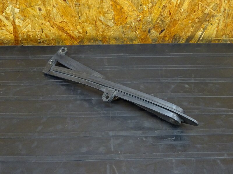 【250922】ブロス400(NC25-1000)◇ チェーンスライダー 劣化有 【BROS ブロス650 | 中古バイクパーツ通販・買取　ジャンクヤード鳥取　JunkYard