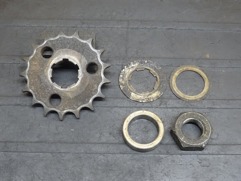 【251016】XS650(S650-018)◆ フロントスプロケット 17T 【検索：XS-1 | 中古バイクパーツ通販・買取　ジャンクヤード鳥取　JunkYard