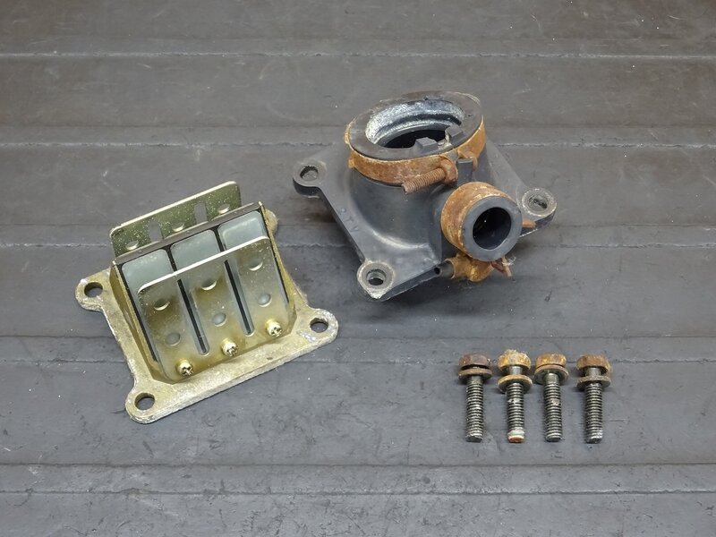 【251115】SDR200(2TV-007)◆ リードバルブ インテークマニホールド インマニ ※エンジンパーツ【検索：DT200 3ET | 中古バイクパーツ通販・買取　ジャンクヤード鳥取　JunkYard