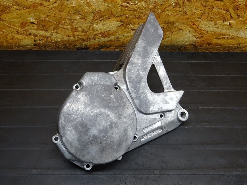 【251115】SDR200(2TV-007)◆ エンジンカバー左 ジェネレーターカバー スプロケットカバー 腐食有 ※エンジンパーツ【検索：DT200 3ET | 中古バイクパーツ通販・買取　ジャンクヤード鳥取　JunkYard