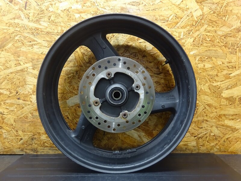 【251121】VTR1000F(SC36-1100)■ リアホイール 17×5.50 ブレーキディスク 【ファイアーストーム | 中古バイクパーツ通販・買取　ジャンクヤード鳥取　JunkYard