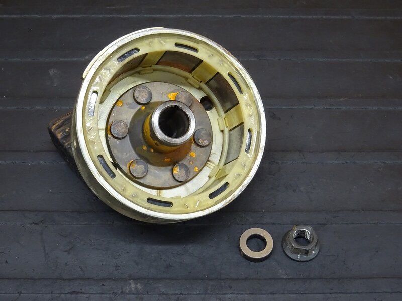 【260103】SDR200(2TV-000)◆ フライホイール 錆有 ※エンジンパーツ | 中古バイクパーツ通販・買取　ジャンクヤード鳥取　JunkYard